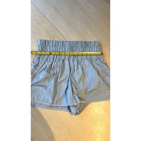 Free People Movement Silver Shorts Womens Size L - Picture 5 of 12